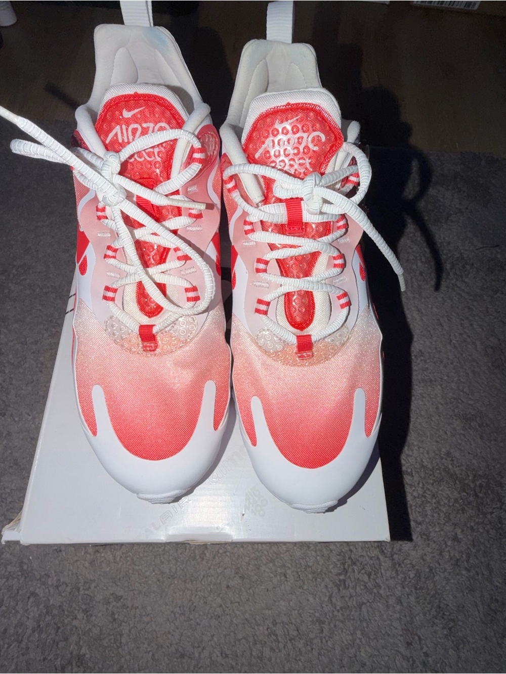 Nike Air Max 270 React SE Bubble Wrap ( White and Red ) - Picture 4 of 7